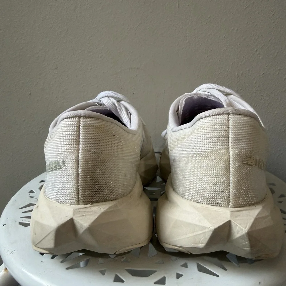 New Balance FuelCell Rebel v4 Women's Running Shoes White Beige MFCXLJ4 Size 7.5